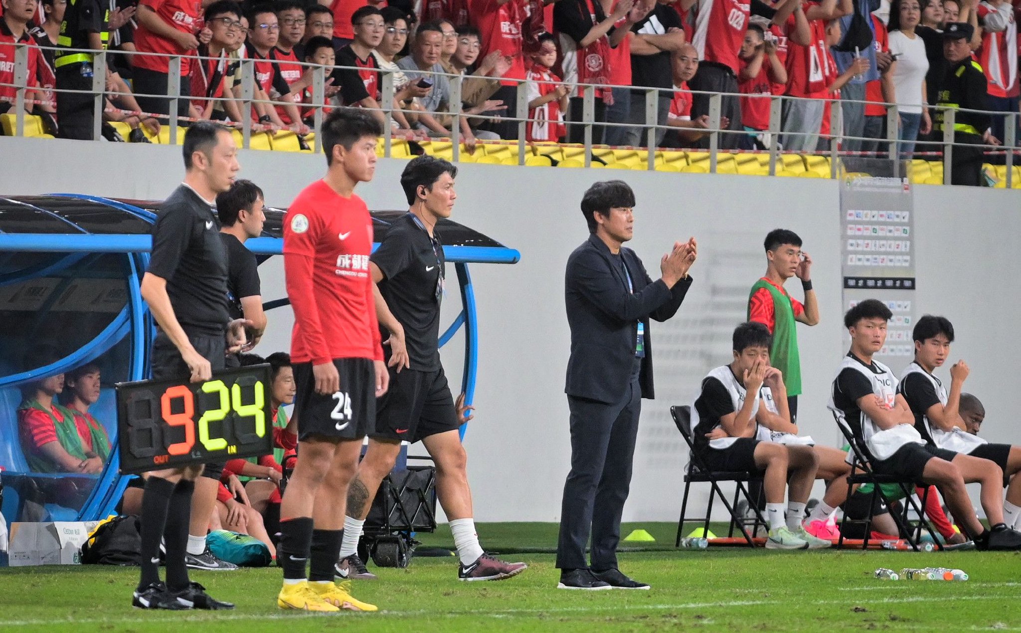 转折点武汉三镇止住颓势;亚冠转会期攻防权衡;话题不断;细节决定成败 转折点武汉三镇止住颓势;亚冠转会期攻防权衡;话题不断;细节决定成败